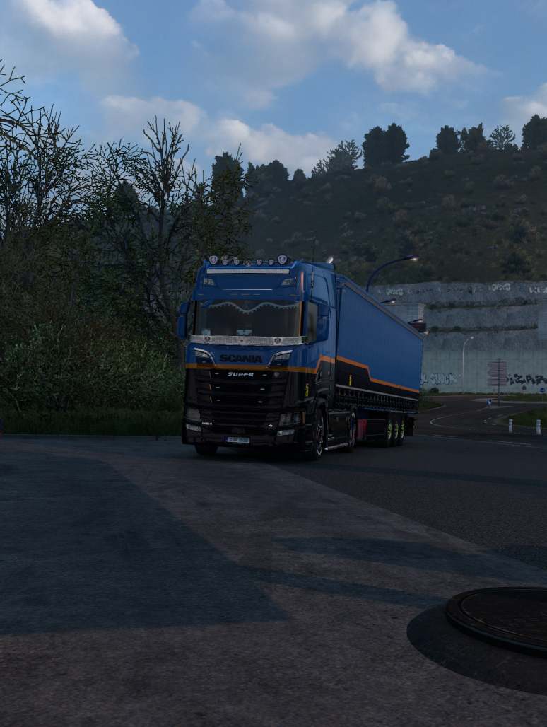 Scania S660 in the mountains in the evening - ETS2 Screenshot